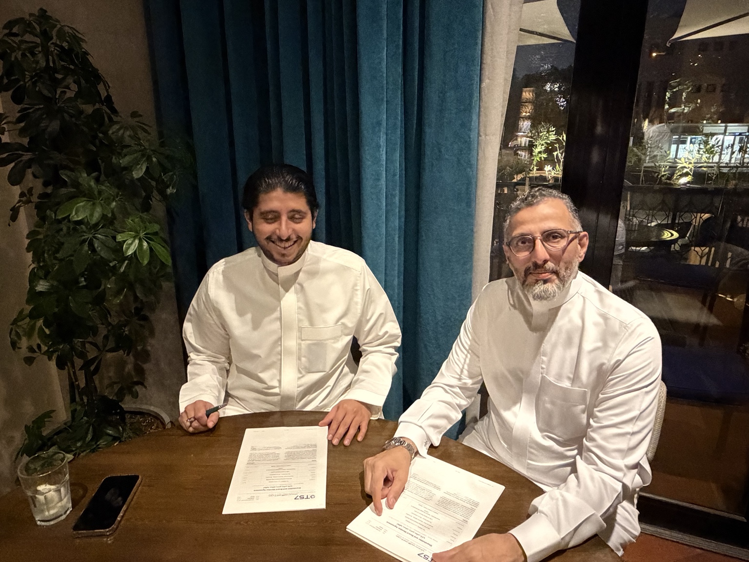 Afzal Hussain Mohammed Nakheeb and Muhammad Rashid bin Abdul Latif at the T57 strategic partner agreement signing in Riyadh